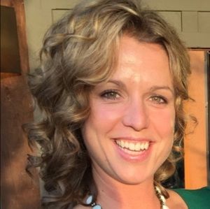 Meet your Posher, Monica